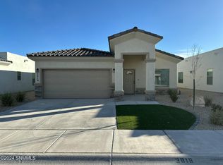 3818 Yestereve Ln, Las Cruces, NM 88012