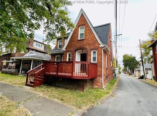 1021 12th St, Huntington, WV 25701