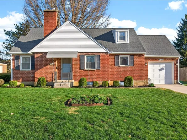 1237 Laurelwood Rd, Dayton, OH 45409