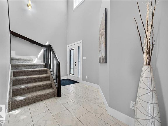 5th image of 246 Woodhill Ln