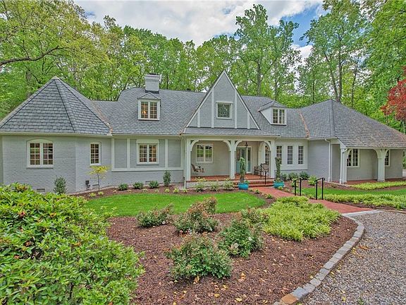 2nd image of 413 Kilmarnock Dr