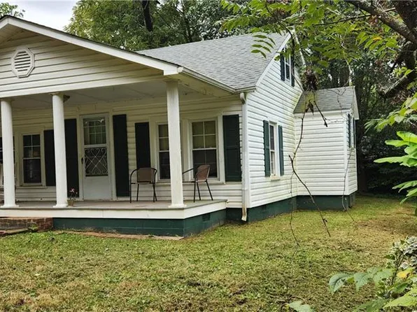 213 N St, North Wilkesboro, NC 28659