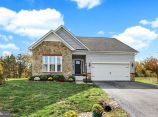 64 Cooper Ln, Gettysburg, PA 17325