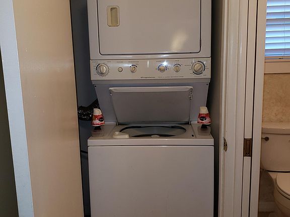 4th image of 8473 92nd Ter