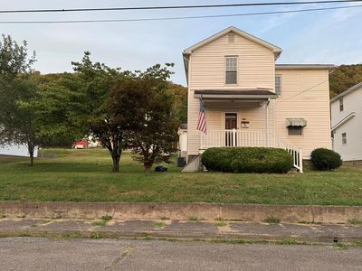 807 5th Street, New Martinsville, WV, 26155