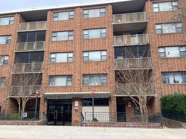 100 Clinton Avenue #3A, Mineola, NY 11501