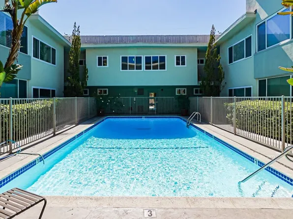 1525 N Hayworth Ave APT 204, Los Angeles, CA 90046