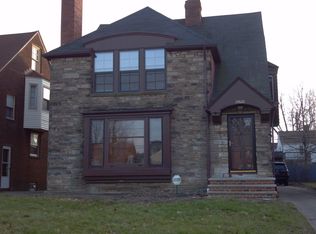 13610 Cedar Rd, University Heights, OH 44118