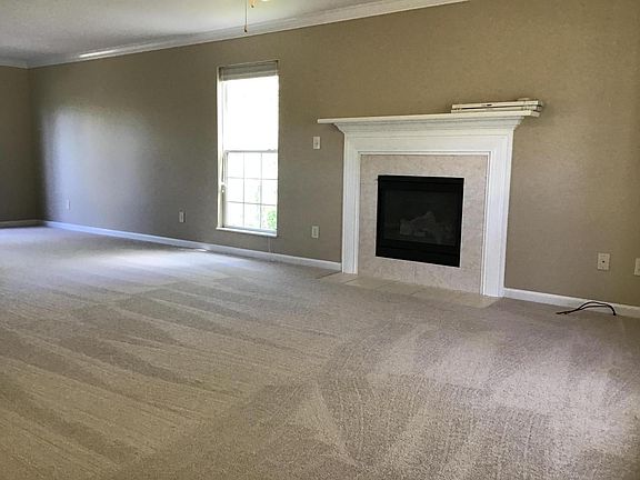 4th image of 5845 Matalin Ln