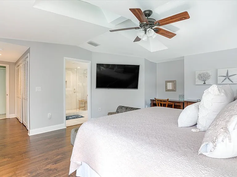 339 Avenida De Paradisio — Photo 28