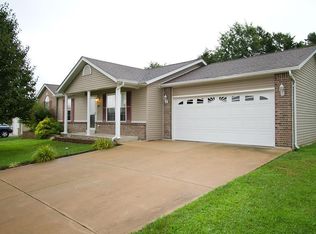508 Candlestick Ct, Warrenton, MO 63383