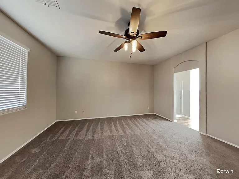329 E Diamond Trl — Photo 6