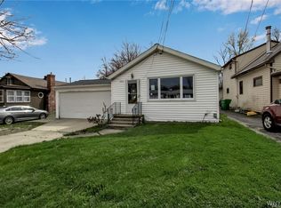 5815 Elmhurst Rd, Lake View, NY 14085