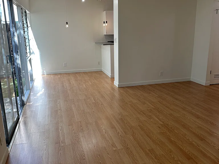 11957 Kiowa Ave #B — Photo 1