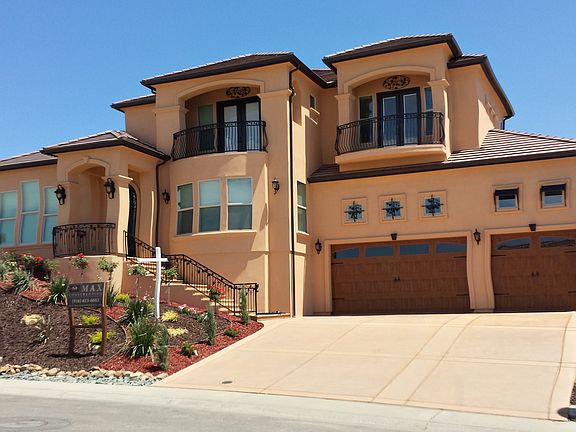 2nd image of 308 Tobrurry Way