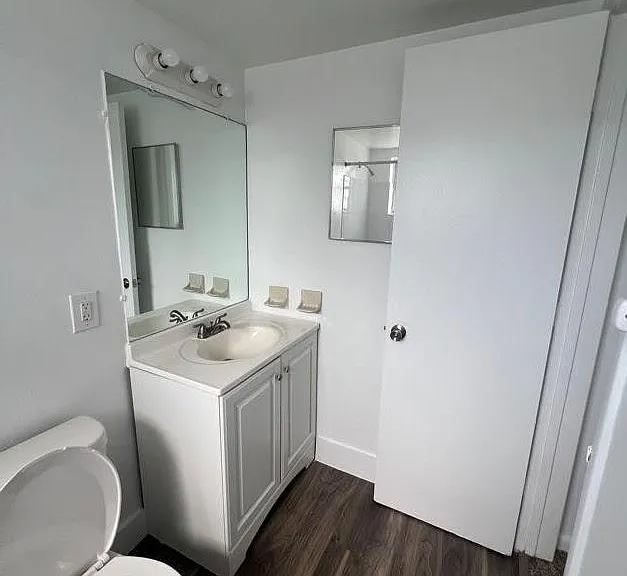 371 Sunshine Dr #H2 — Photo 2