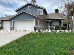 2033 Oliva Ct, Colton, CA 92324