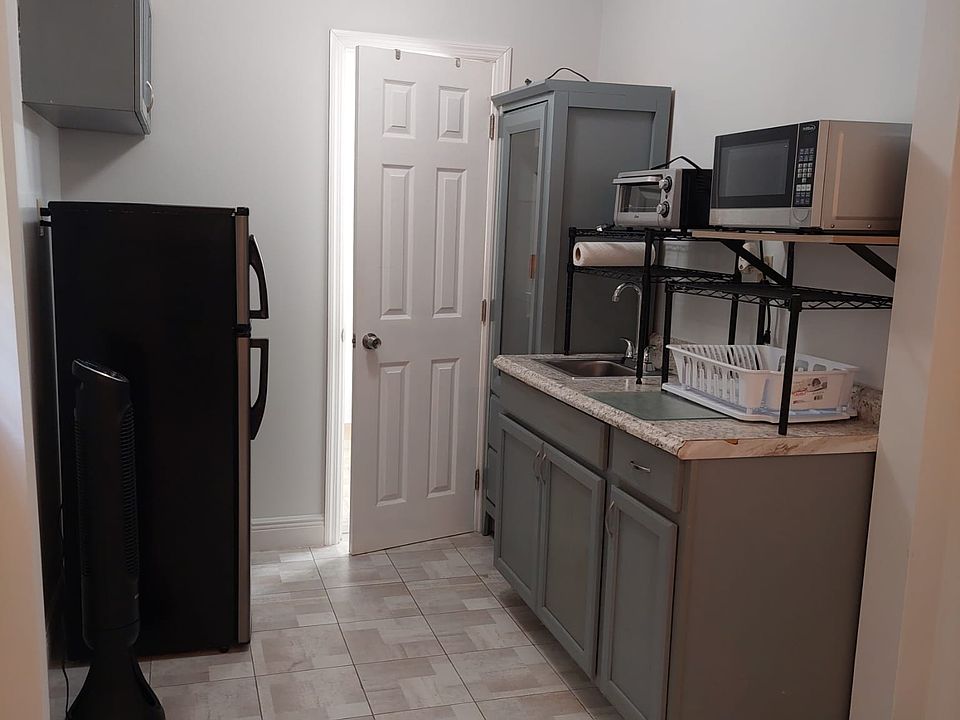 kitchen area open floor plan