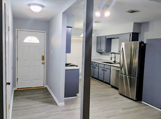 231 Oxford Dr, Conroe, TX 77303