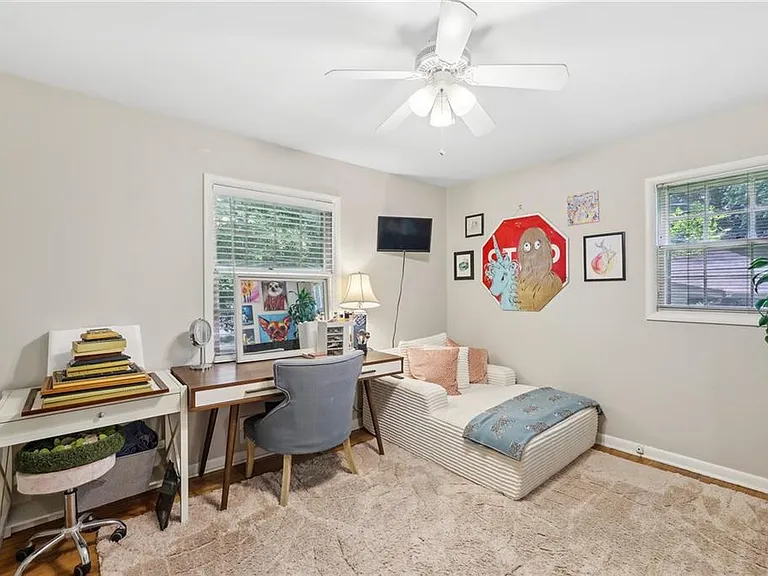 2172 Jonathon Ln NE — Photo 17