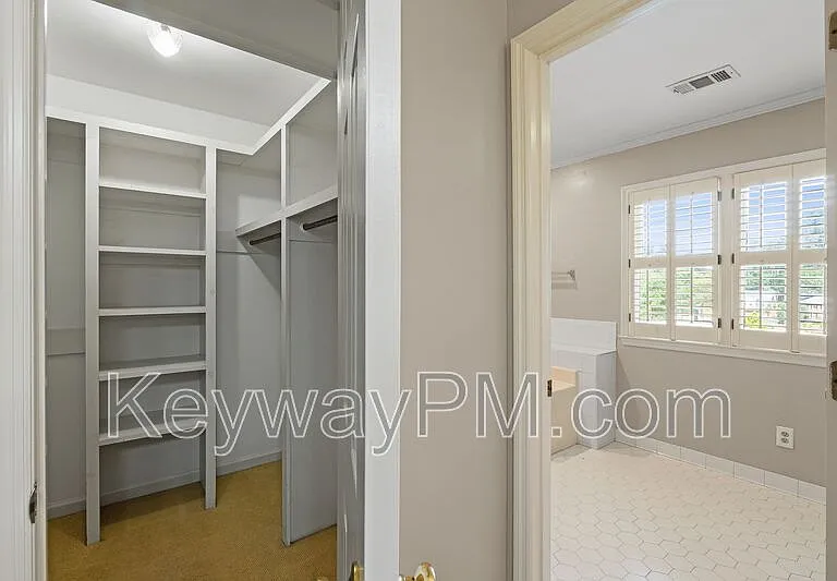 879 Sparkleberry Rd — Photo 22