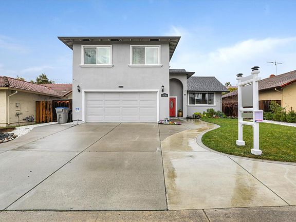 2nd image of 1836 Daltrey Way