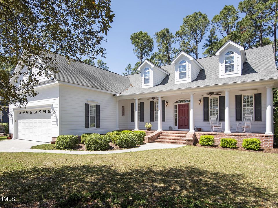 1st image of 3766 Selwyn Cir