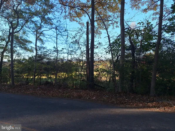 170 Nell Rd, East Berlin, PA 17316