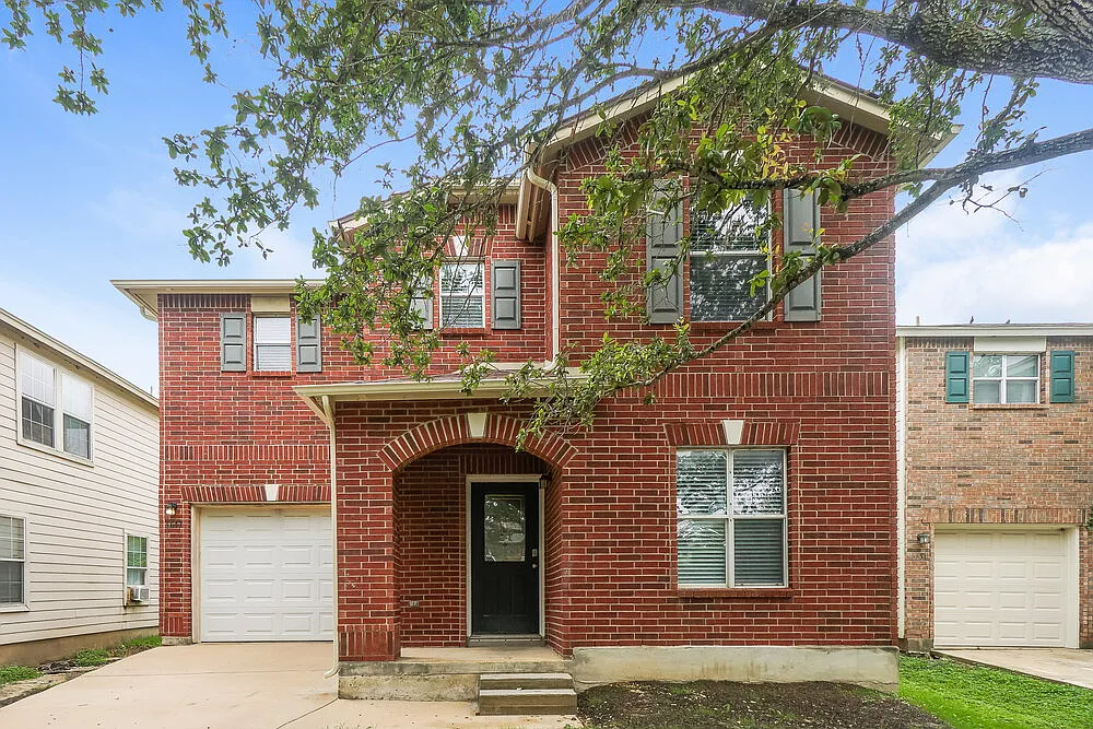 3 bed, 2.5 bath, 1807 sqft, $1,525 — Photo 1