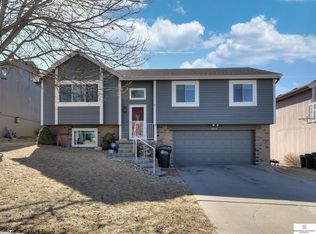 14513 Meredith Ave, Omaha, NE 68116