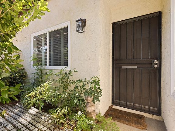 3rd image of 1136 Canterford Cir