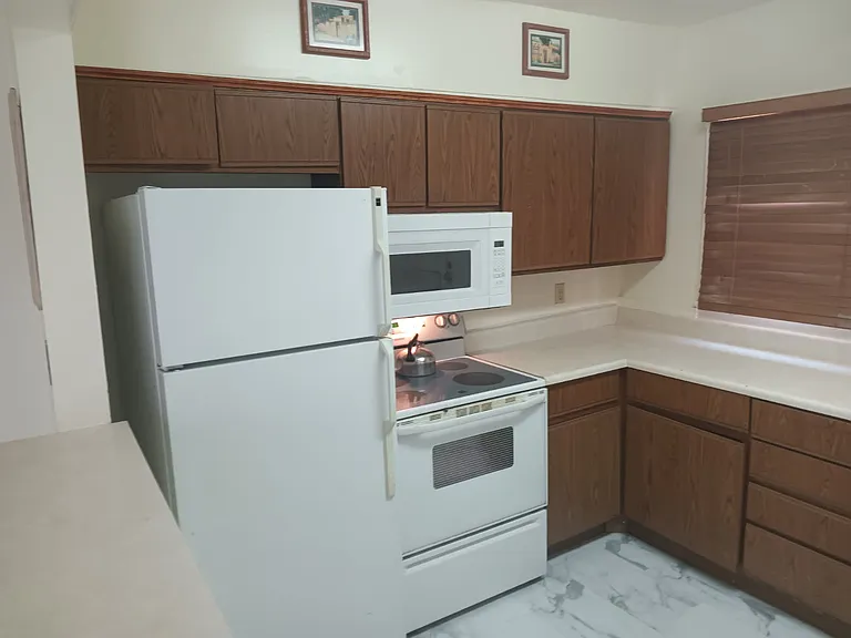 766 El Centro Ave — Photo 3