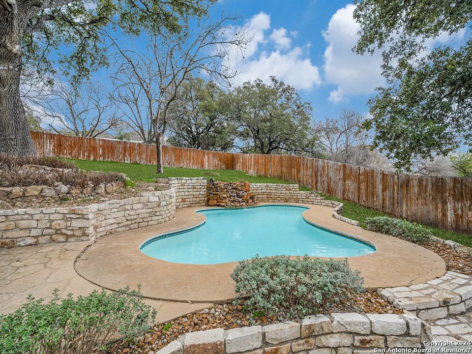 1st image of 5715 DANNY KAYE DR
