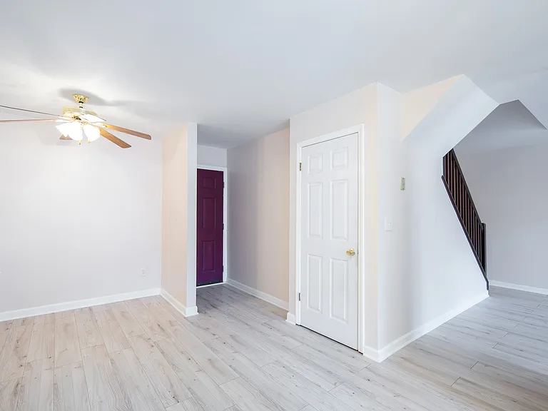 174 Harvard Rd — Photo 7