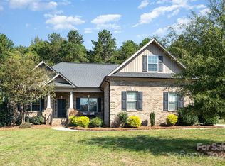 5243 Ivy Spring Ln, Concord, NC 28025