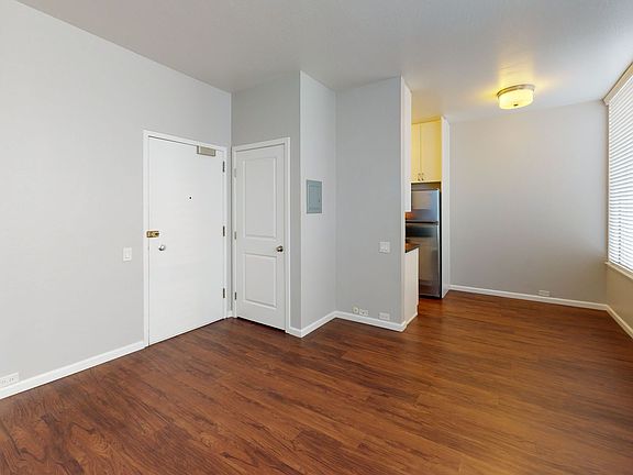 2nd image of 422 9th Ave APT 203