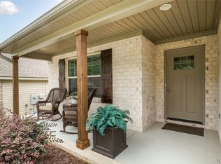 5350 University Gardens Dr, Cottondale, AL