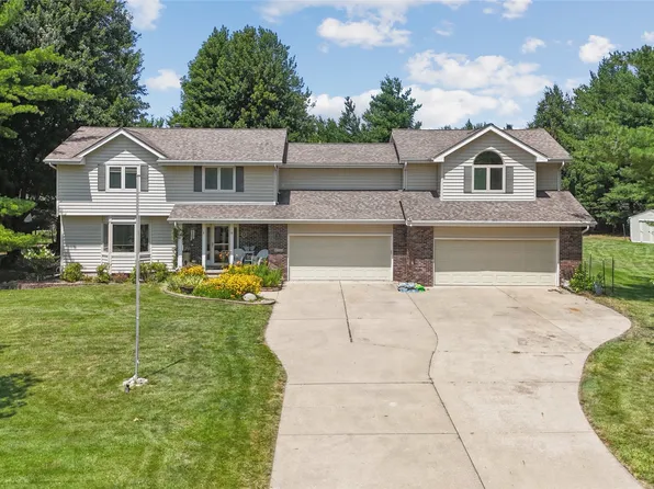 8256 NW 26th St, Ankeny, IA 50023