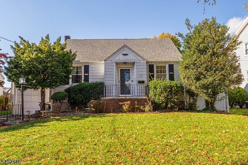 1st image of 124 Hazley Ave