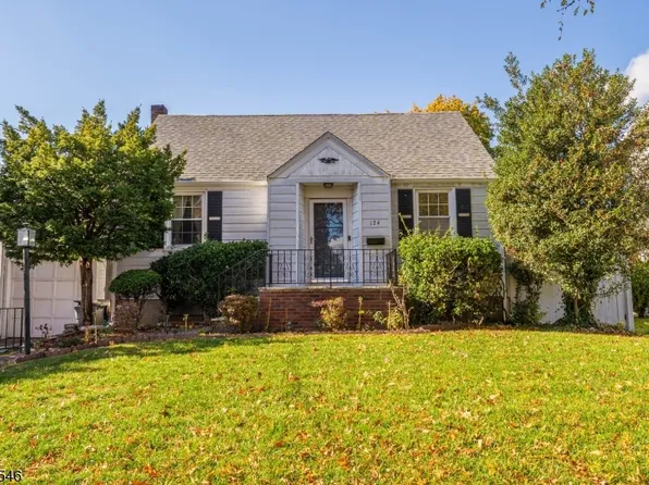 124 Hazley Ave, Rochelle Park Twp., NJ 07662