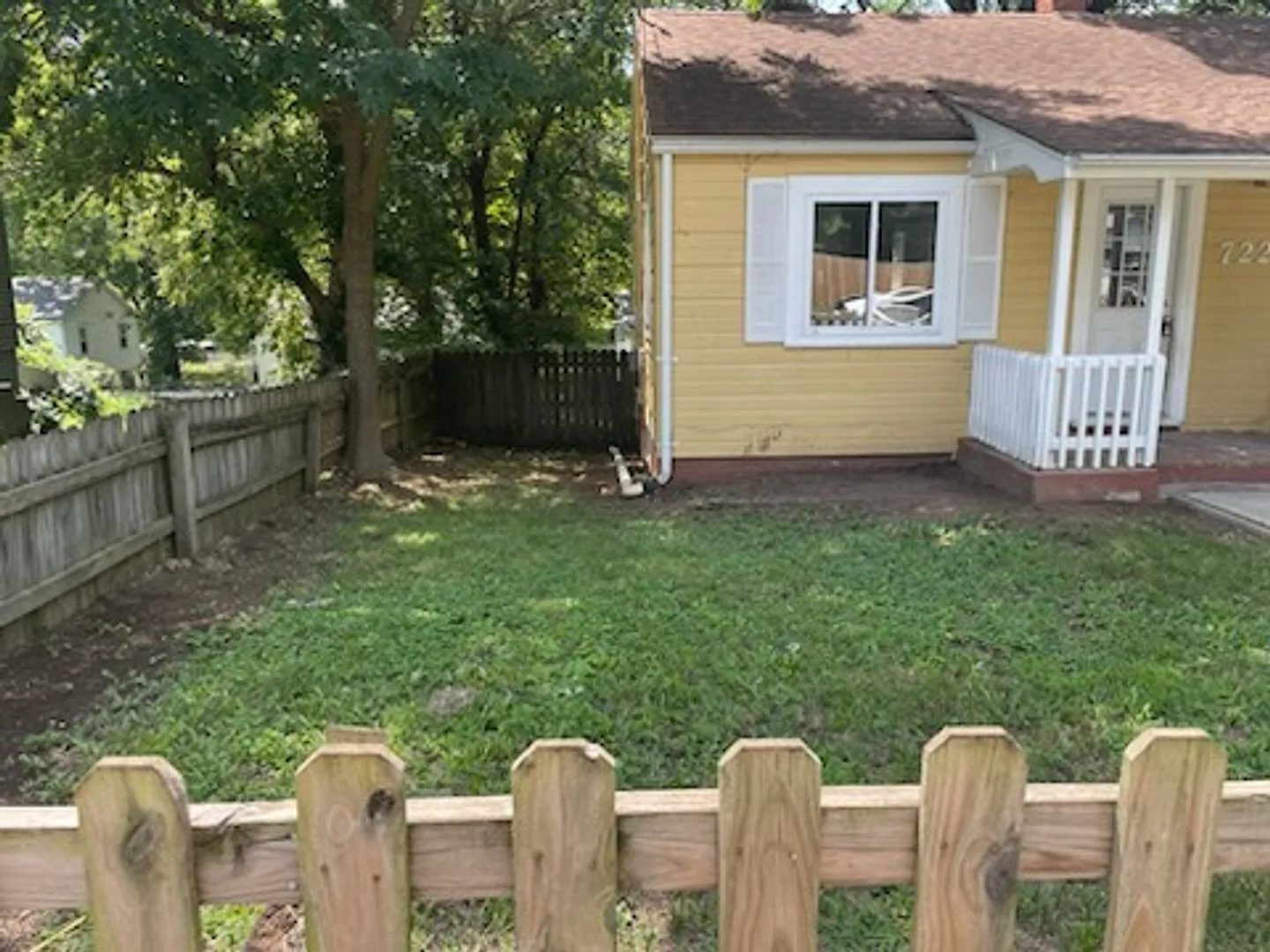 Coming soon 2 Bedroom 1 Bath House with Bonus Room — Photo 2