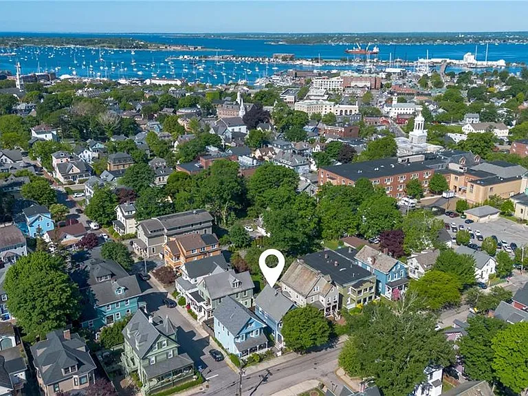 27 Mann Ave — Photo 42