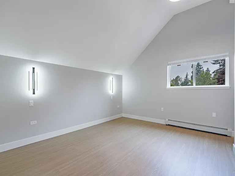 8926 Shepherd Way #UPPER HOUSE — Photo 25