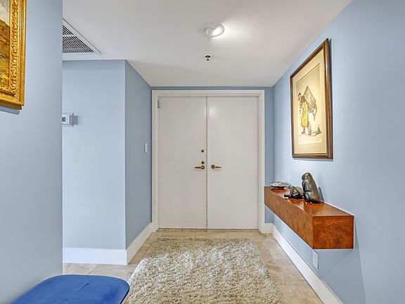 4th image of 5200 N Ocean Drive #1606