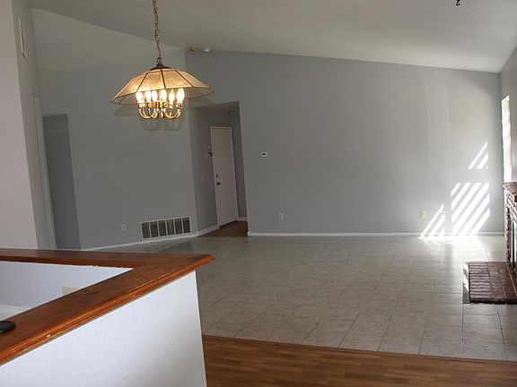 5th image of 4020 Triton Dr
