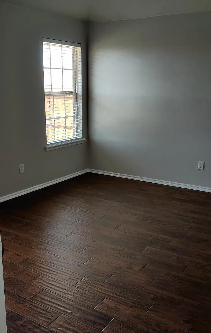 3 bed, 1250 sqft, $1,500 — Photo 4