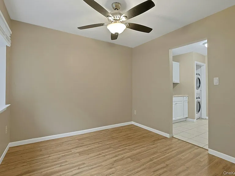 214 Kennedy Dr — Photo 9