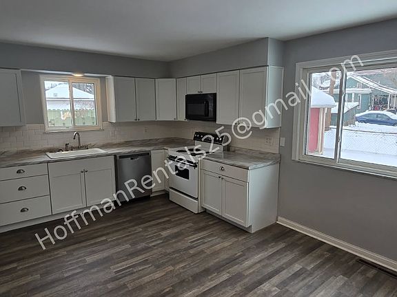 2nd image of 309 Buckeye St #1