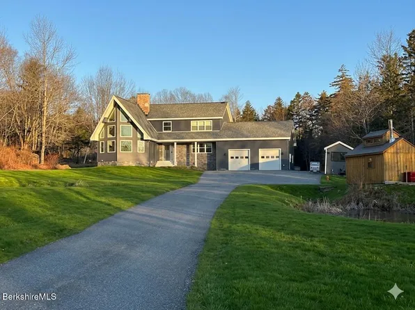 141 Griffin Hill Rd, Savoy, MA 01256