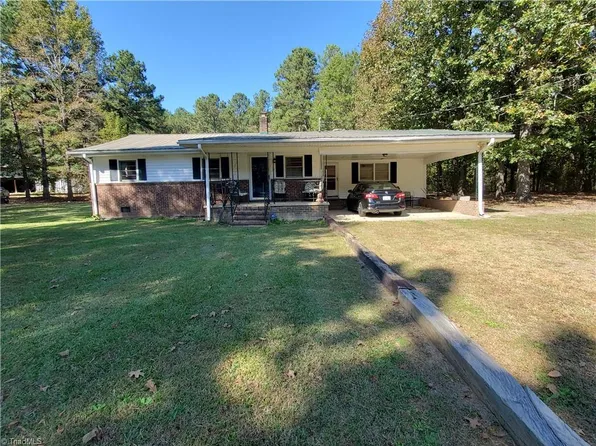 1020 Coleridge Rd, Siler City, NC 27344